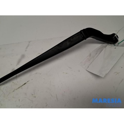 Peugeot - Boxer - Front wiper arm