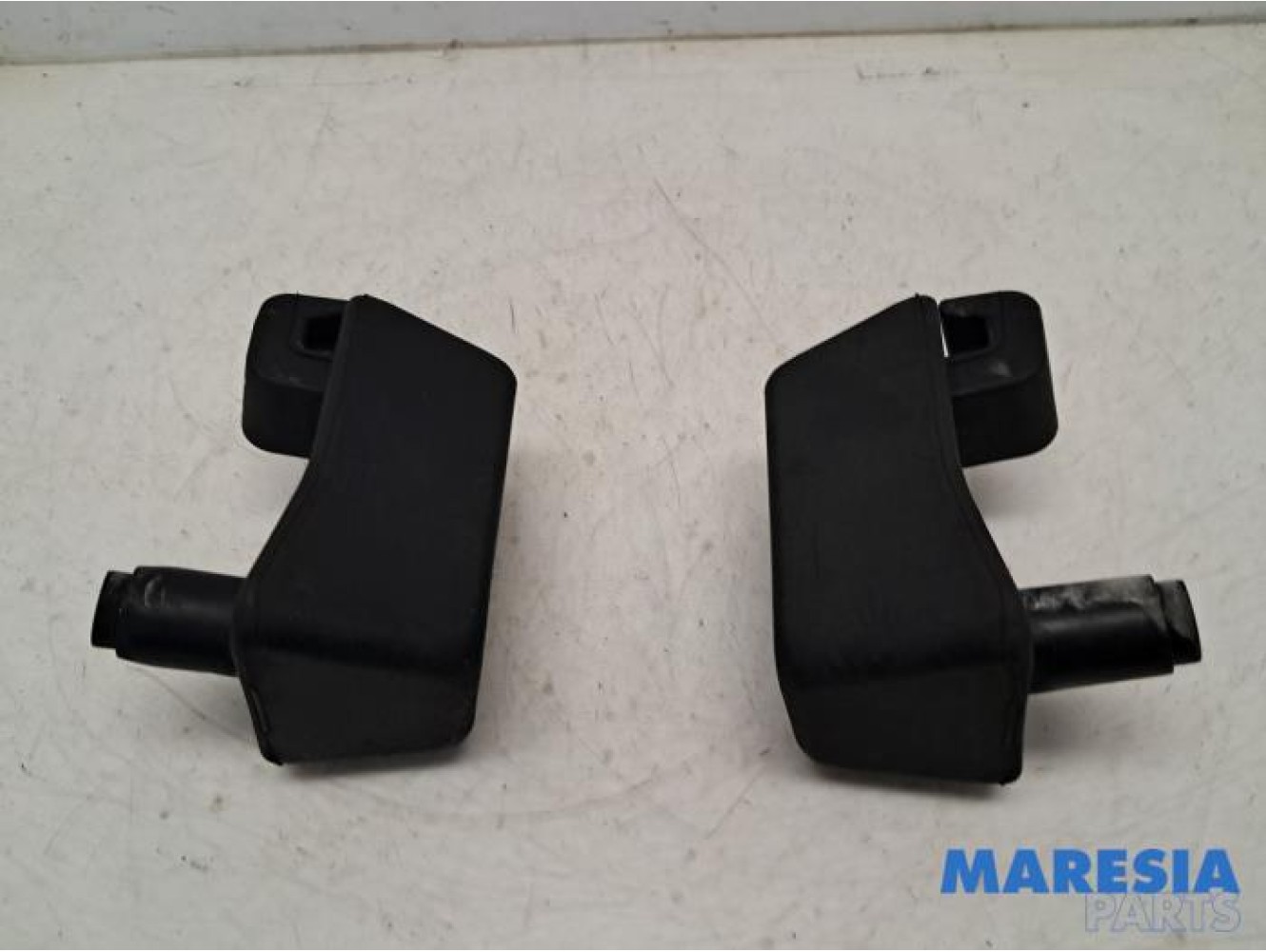 Peugeot - Boxer - Rear bumper component, left