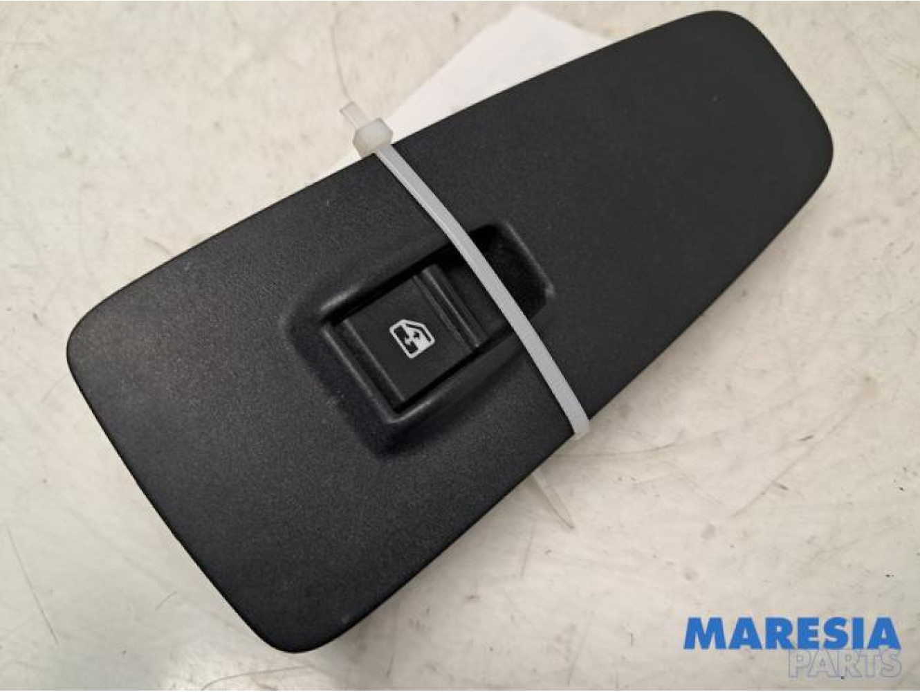 Peugeot - Boxer - Commutateur vitre électrique