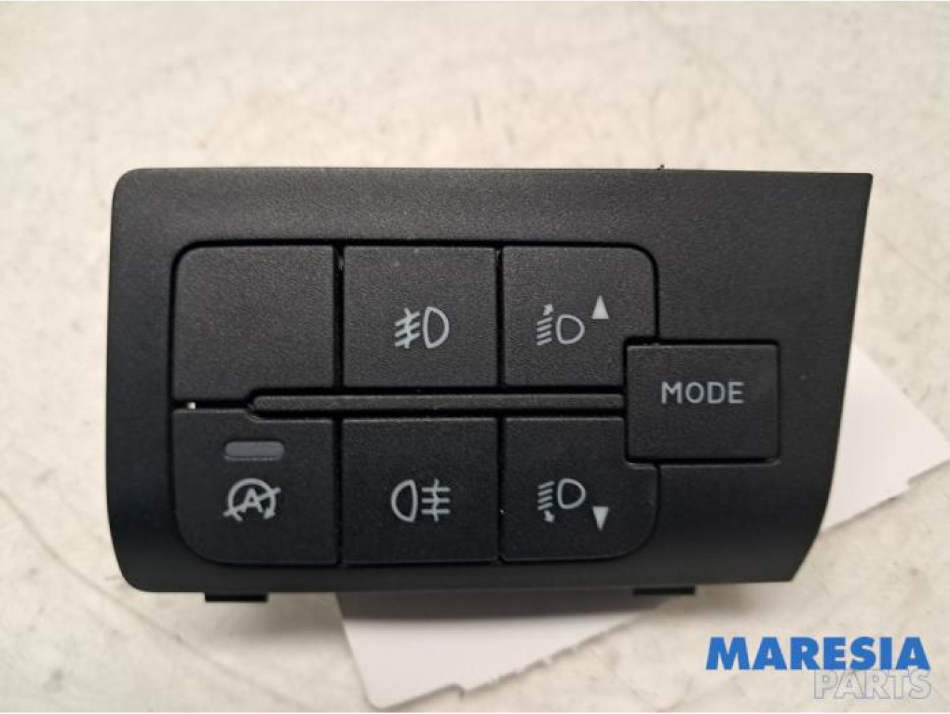 Peugeot - Boxer - AIH headlight switch