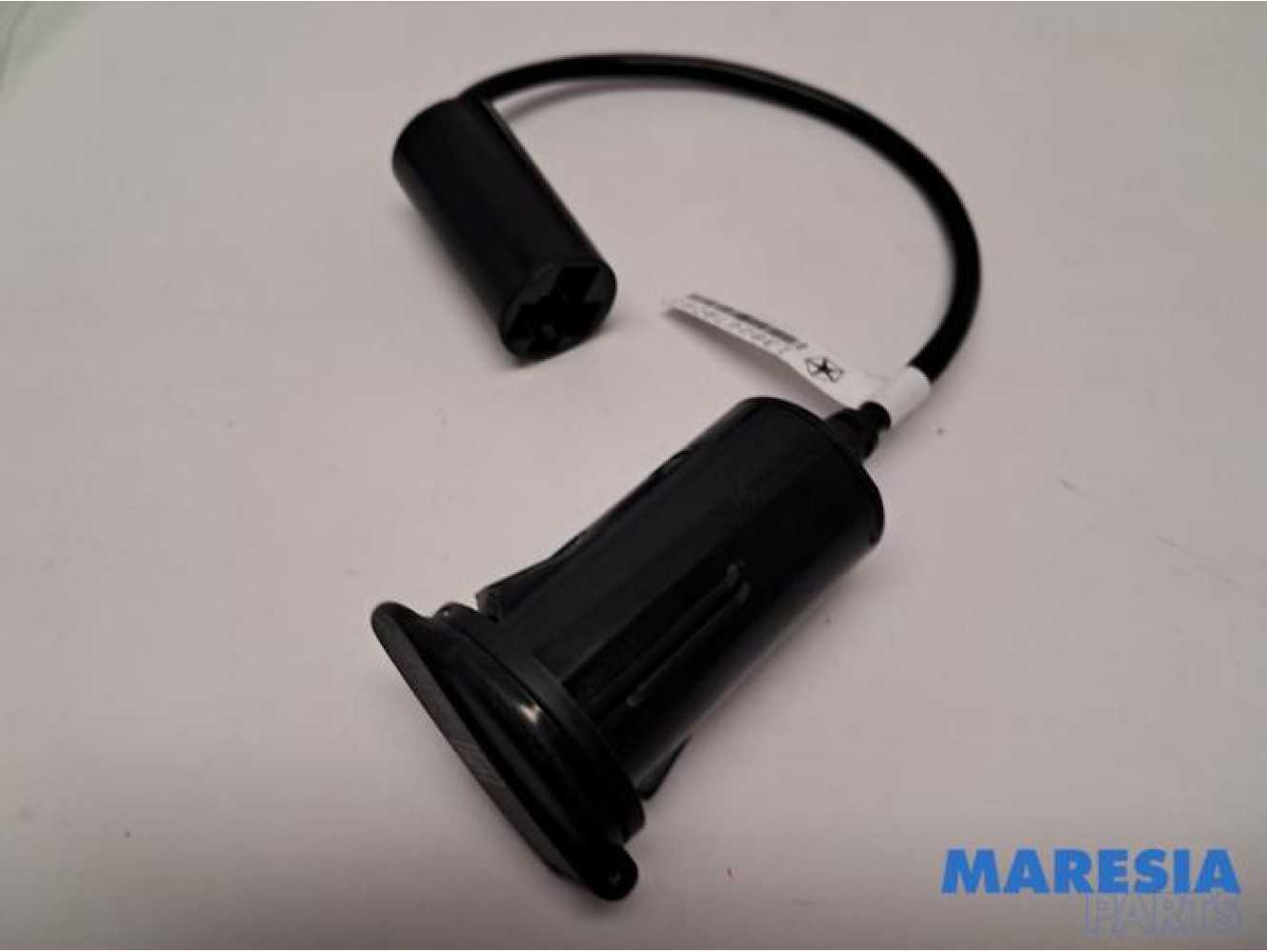 Peugeot - Boxer - AUX / USB connection