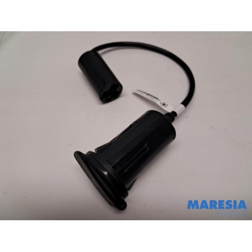 Peugeot - Boxer - AUX / USB connection