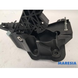Opel - Corsa - Rempedaal