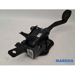 Opel - Corsa - Rempedaal