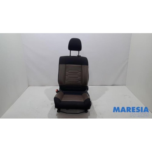 Citroen - C4 Cactus - Seat, left