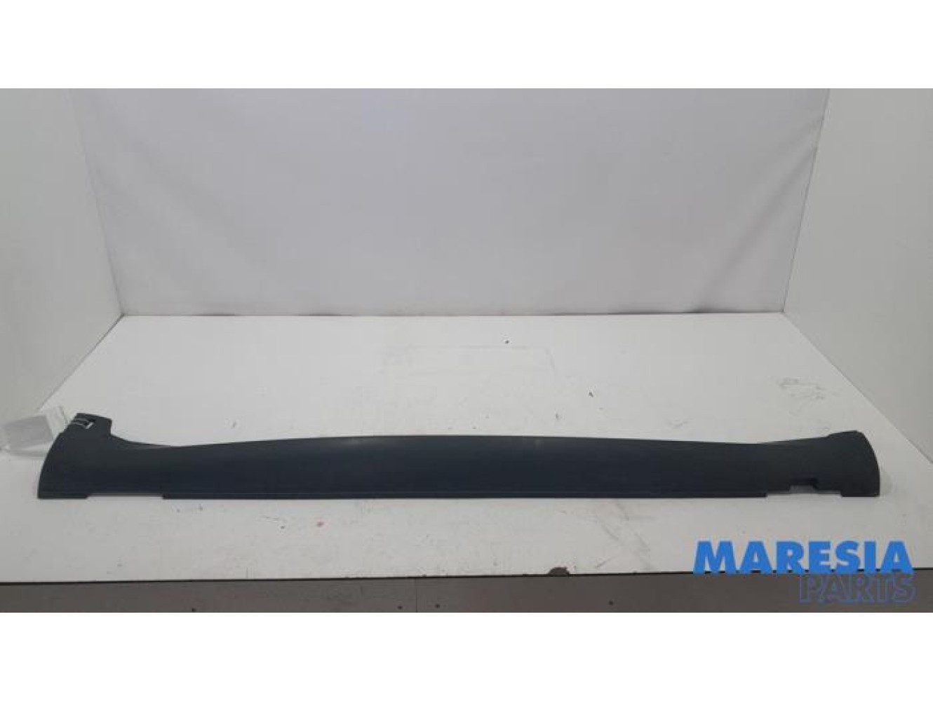 Citroen - C4 Cactus - Marche-pied (list de couverture) droite