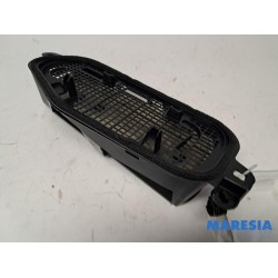 Opel - Corsa - Luchtrooster motorkap midden