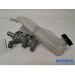 Opel - Corsa - Cylindre de frein principal