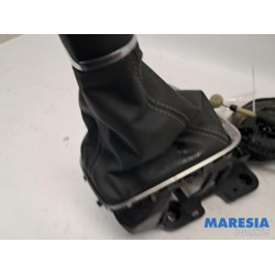 Opel - Corsa - Gear stick