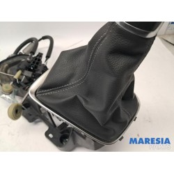 Opel - Corsa - Gear stick