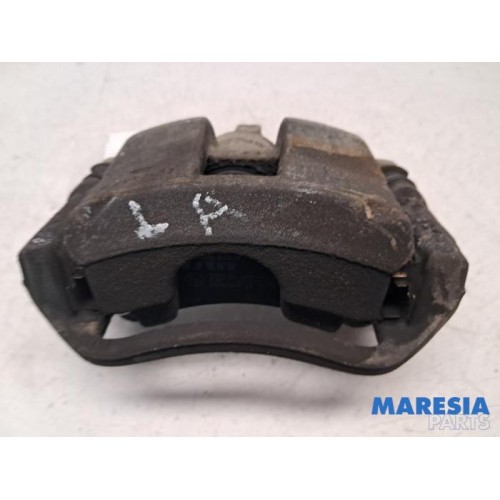 Peugeot - Boxer - Remklauw (Tang) links-achter