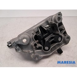 Opel - Corsa - Engine mount