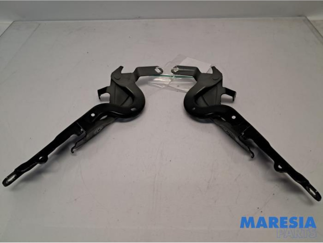 Opel - Corsa - Motorkap Scharnier