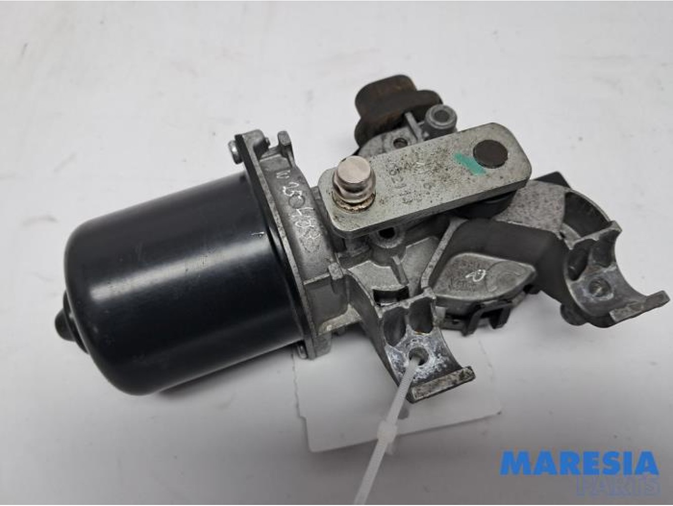 Citroen - C4 Cactus - Front wiper motor