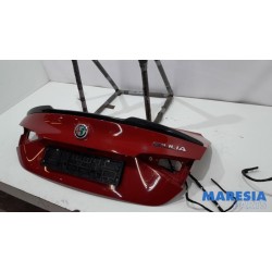 Alfa Romeo - Giulia - Hayon