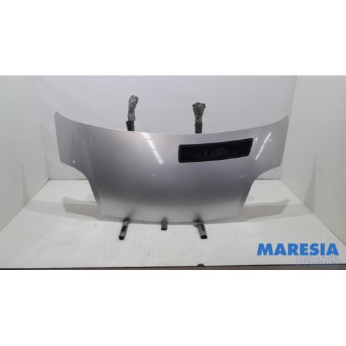 Renault - Trafic - Bonnet