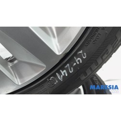 Peugeot - 308 - Sportvelgenset + banden