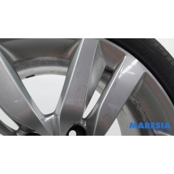 Peugeot - 308 - Sportvelgenset + banden