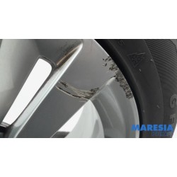Peugeot - 308 - Sportvelgenset + banden