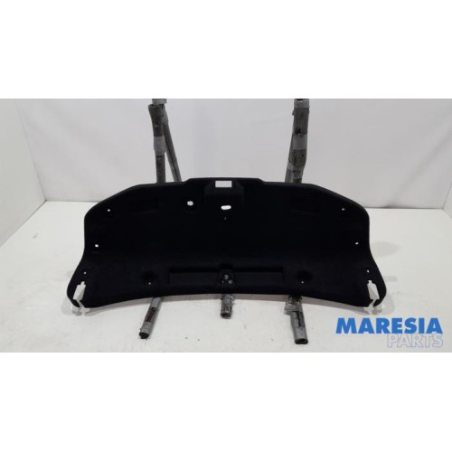 Alfa Romeo - Giulia - Boot lid trim
