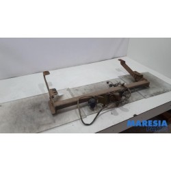 Renault - Trafic - Towbar