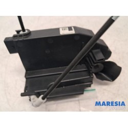 Peugeot - 308 - Door lock mechanism 4-door, front left