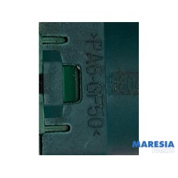Peugeot - 308 - Brake light switch