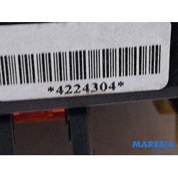 Citroen - C4 Cactus - Fuse box