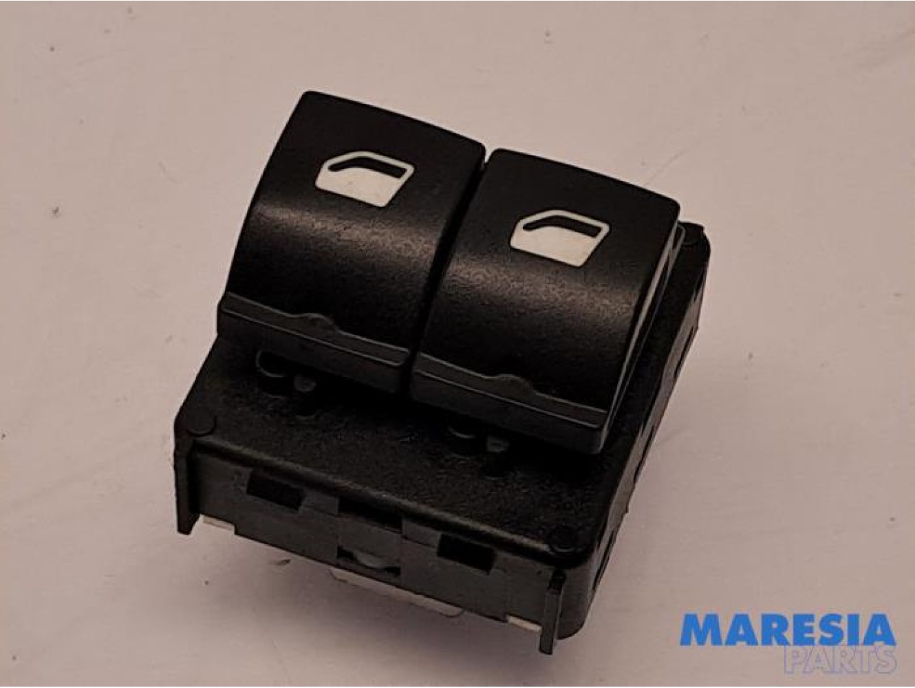 Citroen - C4 Cactus - Electric window switch