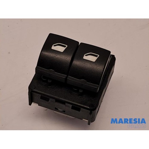 Citroen - C4 Cactus - Electric window switch