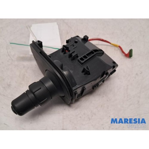 Renault - Kangoo - Light switch