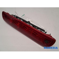 Peugeot - Boxer - Extra Remlicht midden