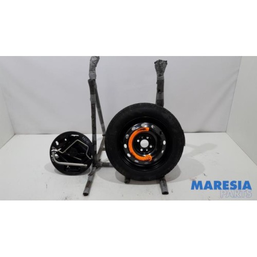 Fiat - 500 - Krikset + reservewiel