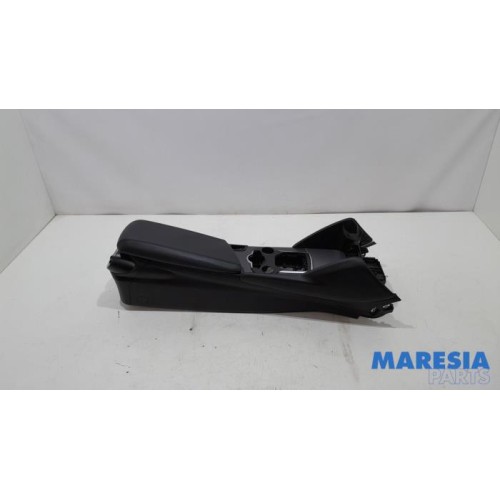 Alfa Romeo - Giulia - Console centrale