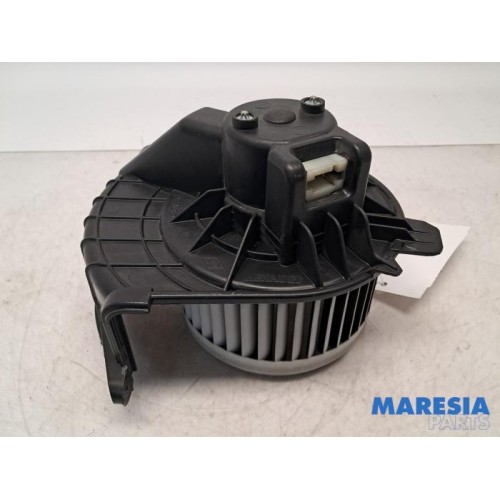 Renault - Kangoo - Heating and ventilation fan motor
