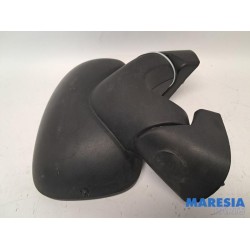 Renault - Trafic - Wing mirror, right