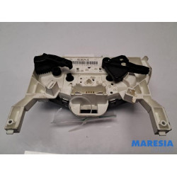 Renault - Trafic - Panneau de commandes chauffage