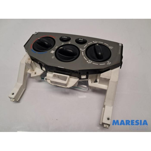 Renault - Trafic - Heater control panel
