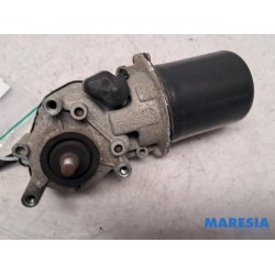 Renault - Trafic - Front wiper motor