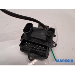Renault - Trafic - Heater resistor