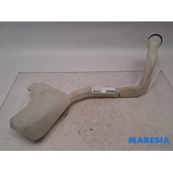Citroen - C4 Cactus - Front windscreen washer reservoir