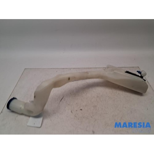 Citroen - C4 Cactus - Front windscreen washer reservoir