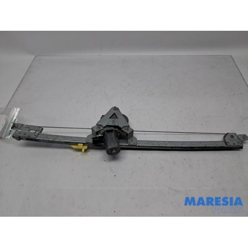 Renault - Trafic - Window mechanism 2-door, front right
