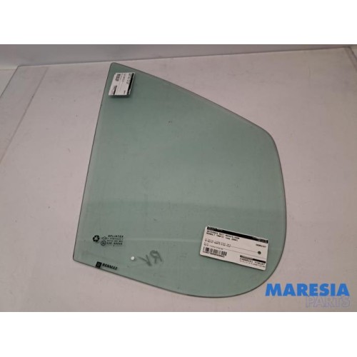 Renault - Trafic - Quarter light, front right