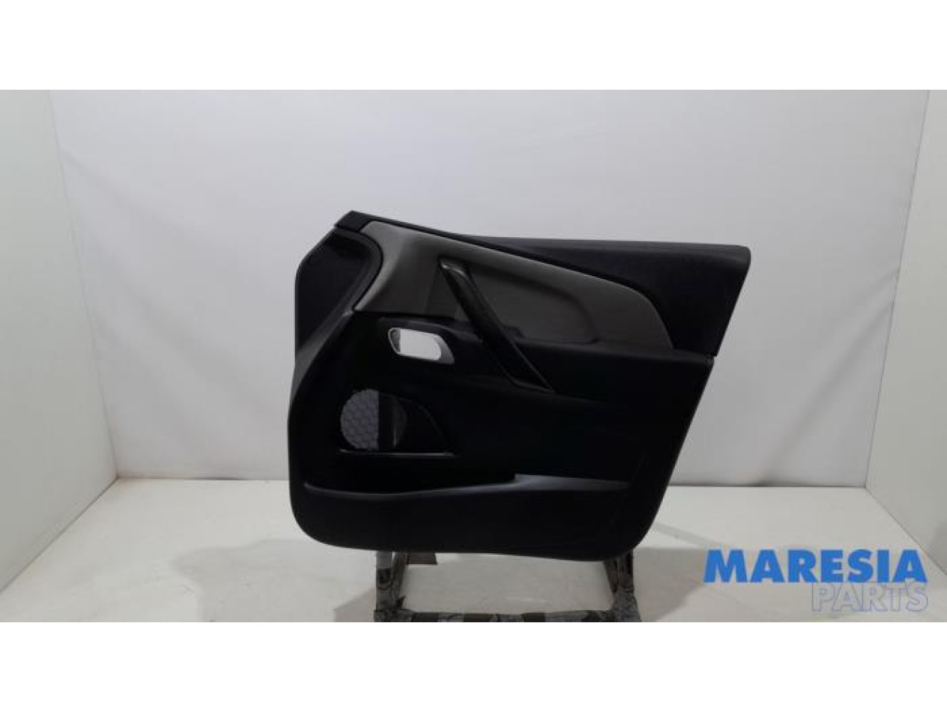 Citroen - C4 Grand Picasso - Front door trim 4-door, right