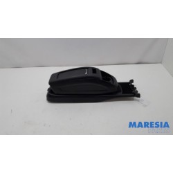 Citroen - C4 Grand Picasso - Middle console