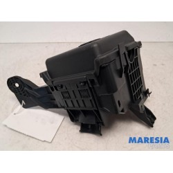 Citroen - C4 Cactus - Fuse box