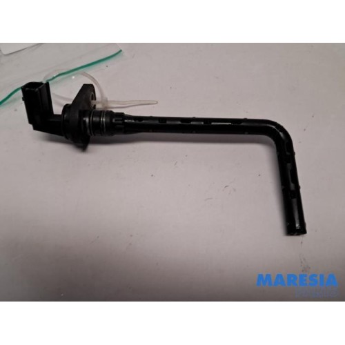 Renault - Trafic - Oil level sensor