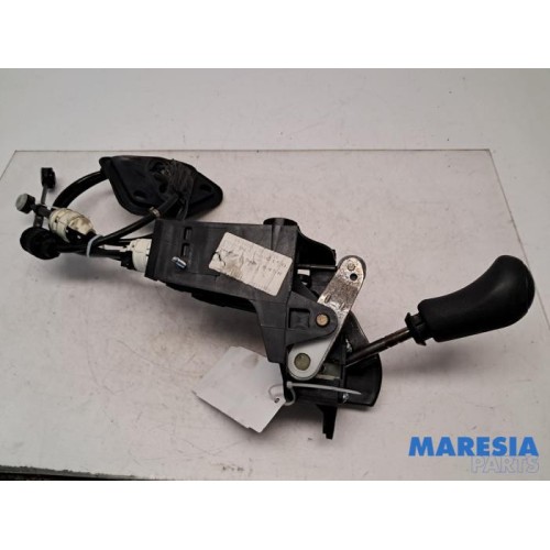 Renault - Kangoo - Gear stick