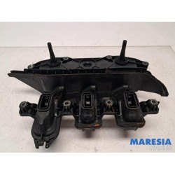 Renault - Trafic - Carterventilatie